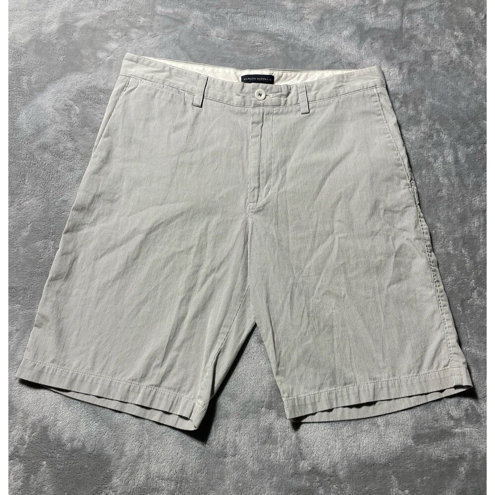 Banana Republic Shorts Men’s 34 Gray Stripe Seersucker 100% Cotton Bermudas